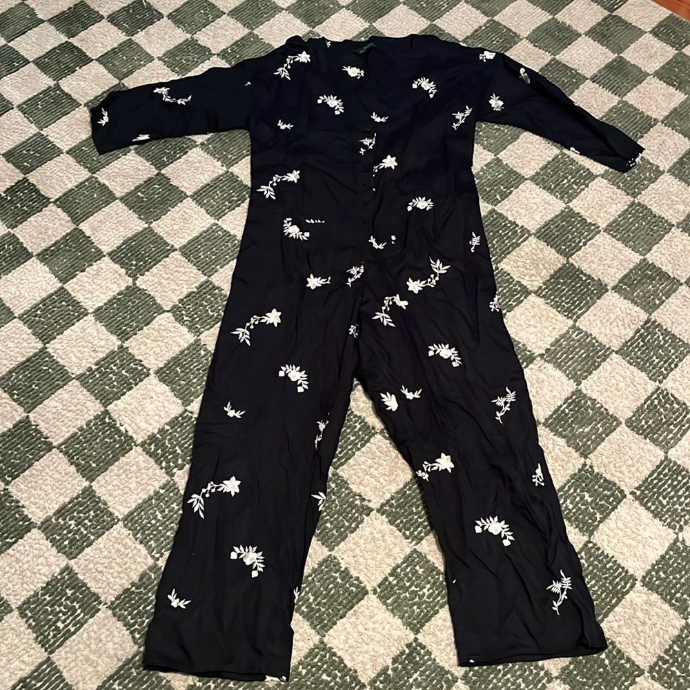ZARA floral embroidered black jumpsuit - Picture 2 of 8